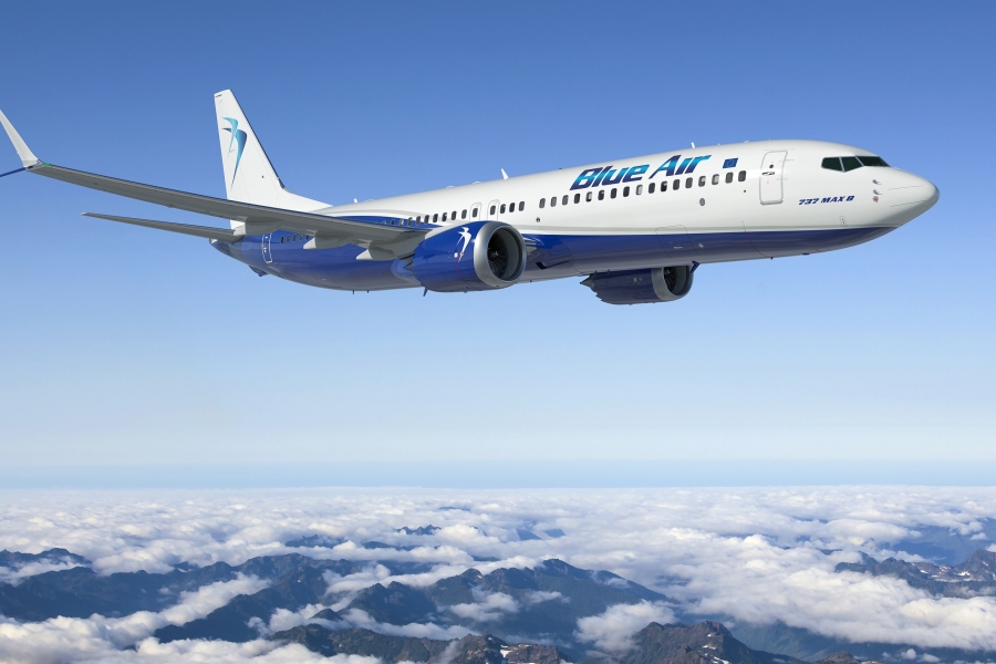 Blue Air inaugureaza opt noi rute de zbor din Romania