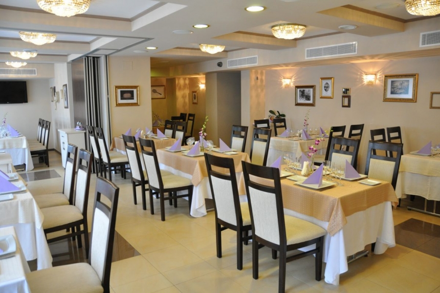 Restaurant Ambasador - Hotel Ambasador - Piata Romana Bucuresti