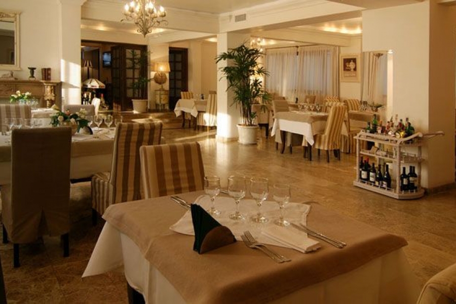 Restaurant Cerisiers - Arcul de Triumf - Bucuresti