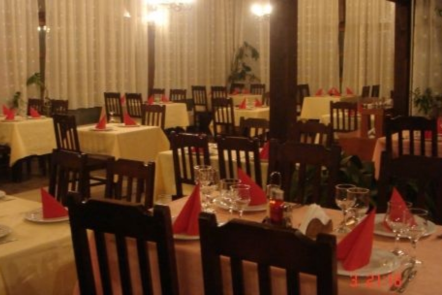 Restaurant la Radu Capi Vox Bucuresti