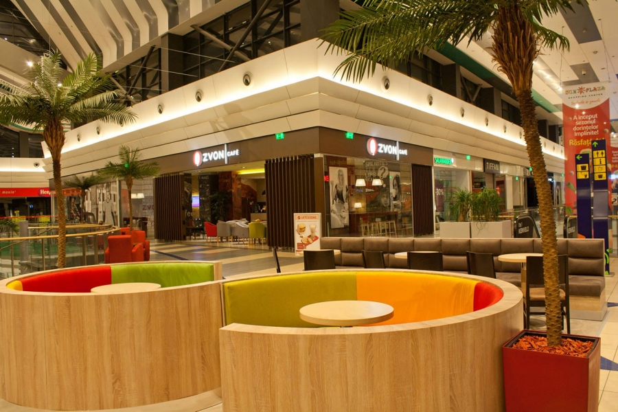 Zvon Cafe Sun Plaza